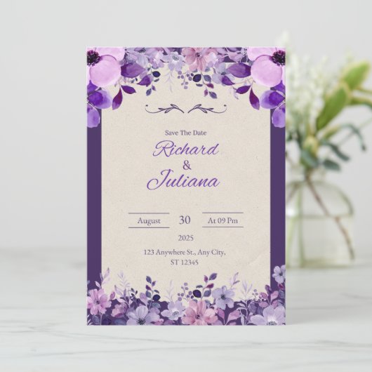 Classic Roze & Paarse Bloemen Huwelijksuitnodiging Kaart (Staand voorkant)