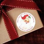 Classic Santa Merry Christmas Custom Ronde Sticker<br><div class="desc">Deze leuke Kerst stickers zijn voorzien van vrolijke oude St Nick zelf in zijn klassieke mid-century Santa Claus vertolking verkondigen "Have Yourself A Merry Little Christmas". Personaliseer door jouw namen toe te voegen. Maakt een schattig vakantie cadeau label!</div>