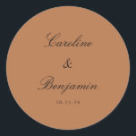 Classic Script Elegant Wedding Custom Terracotta Ronde Sticker<br><div class="desc">Voeg een vleugje elegantie toe aan uw bruiloft of evenement met deze aanpasbare ronde stickers met een warme mocha-achtergrond en klassieke scripttypografie. Deze stickers zijn ideaal voor het afdichten van uitnodigingen, het decoreren van gunsttassen of het personaliseren van geschenken en combineren tijdloze eenvoud met een verfijnde stijl. Ideaal voor bruiloften,...</div>