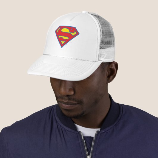 Classic Supergirl Logo met blauwe omtrek Trucker Pet (In situ)