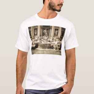 Classic Trevi Fountain, Rome T-shirt