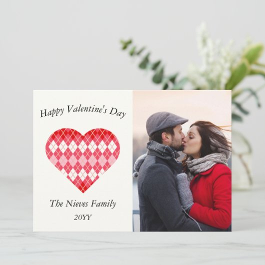 Classic Valentijn Rood en Roze Argyle (Wit) Feestdagenkaart (Staand voorkant)