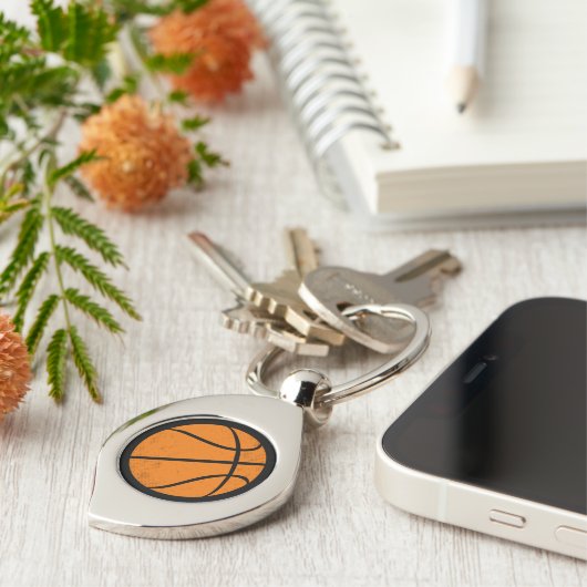 Classic Varsity Basketball Hoops Game Day Style Sleutelhanger (Zijkant)