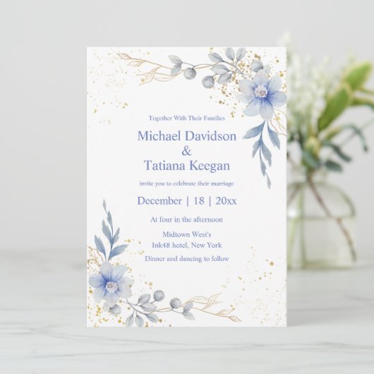 Classic waterverf Dusty Blue Flowers Wedding Kaart (Staand voorkant)