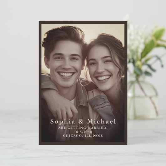 Classic Wedding Save the Date Donker Bruin (Staand voorkant)