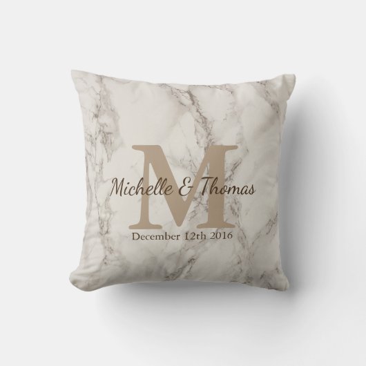 Classic White Marble Taupe Monogram Weduwdatum Kussen (Voorkant)