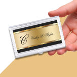 Classy Beauty Business Card-houders Visitekaarthouder<br><div class="desc">Het hoesje van het visitekaartje van de schoonheid van Glitzy in goudkleurig monogram embleem kunt u uw maken door jouw naam,  bedrijfsnaam of initialen toe te voegen. Ontworpen voor elke schoonheidsconsultant,  haarreder of make-upartiest en cadeaus uw visitekaartjes op een stijlvolle manier.</div>