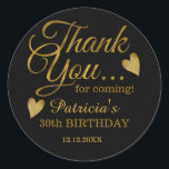 Classy Black en Gold 30th Birthday Dank u Ronde Sticker<br><div class="desc">30e verjaardag dank je stickers in de goudkleurige typografie op zwart .</div>