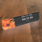 Classy Black en Oranje Gerbera Daisy Naambordje (Zijkant)
