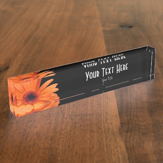 Classy Black en Oranje Gerbera Daisy Naambordje (Zijkant)