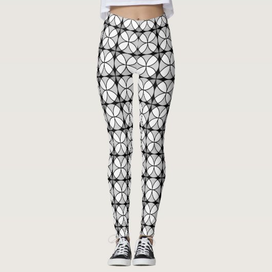 Classy Black en white Shippo Pattern Leggings (Voorkant)
