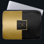 Classy Black & Gold Geometric Design Laptop Sleeve<br><div class="desc">Elegant modern goud en zwart geometrisch ontwerp aangepast monogram</div>