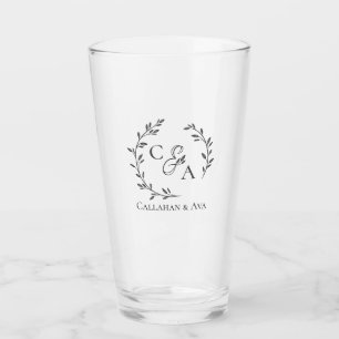 Classy bruid & bruidegom namen met gepersonaliseer glas