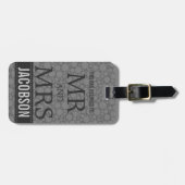 Classy Charcoal Gray Mod Mr en Mrs Personalized Bagagelabel (Voorkant horizontaal)