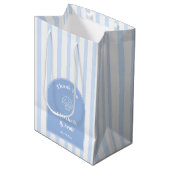 Classy Coastal Blue White Stripe Wedding Dank u Medium Cadeauzakje (Voorkant Gekanteld)