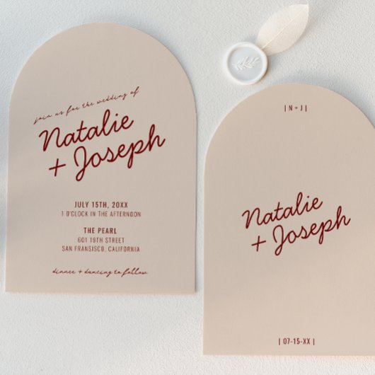 Classy Deep Red Cream Whimsical Arched Wedding Kaart