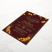 Classy Elegant Burgundy Gold Floral Wedding Folie Uitnodiging (Gedraaid)