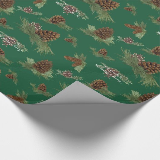 Classy Family Name Kerstpine Cone Script Cadeaupapier (Hoek)