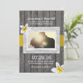 Classy Frangipani Flower Custom Photo Wedding Kaart (Staand voorkant)