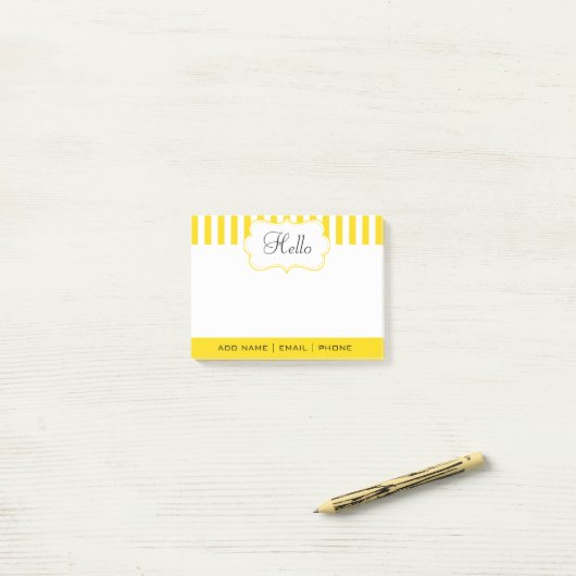 Classy Freesia Yellow Stripes personaliseren Post-it® Notes (Op bureau)
