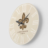 Classy Gold Fleur de Lis en Taupe | Gepersonalisee Grote Klok (Hoek)