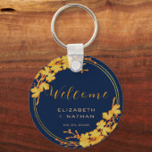 Classy Gold Floral Navy Blue Wedding Welcome Sleutelhanger (Voorkant)