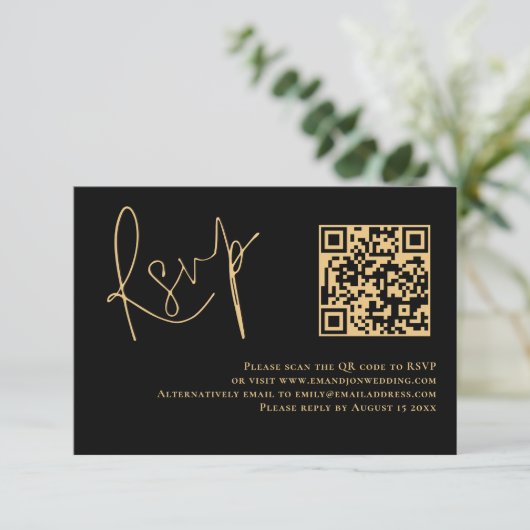 Classy Gold Script Black QR Code Wedding RSVP Kaartje (Staand voorkant)