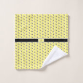 Classy Grey Black Iris Pattern op Yellow Monogram Bad Handdoek (Wasdoekje)