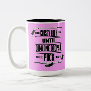 Classy Lady Hockey Humor Pink Tweekleurige Koffiemok