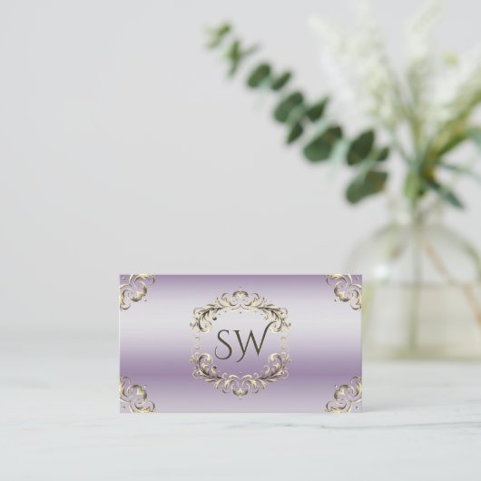 Classy Lavendel Gold en Monogram Elegantie Visitekaartje (Staand voorkant)