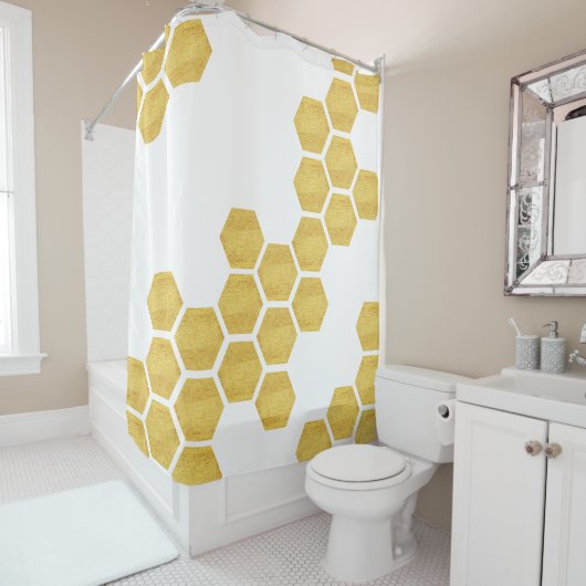 Classy Matte Gold en White Hexagons Geometric Douchegordijn (In situ)