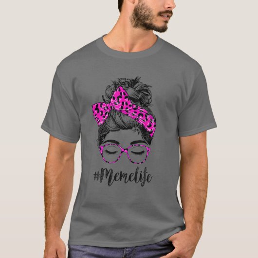 Classy Meme Life Messy Bun Pink Leopard Print Moth T-shirt (Voorkant)