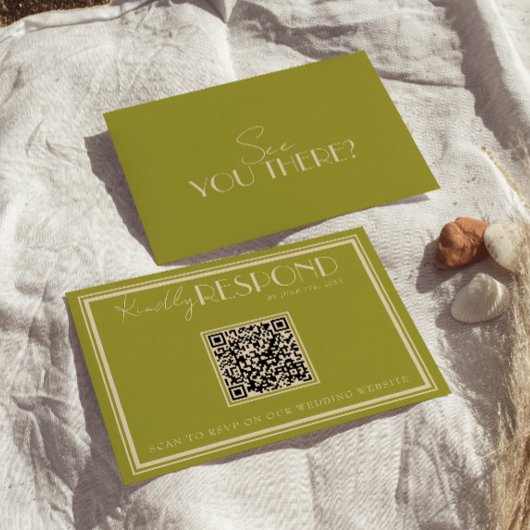 Classy Moss Green Old Money Luxury QR Code Wedding RSVP Kaartje