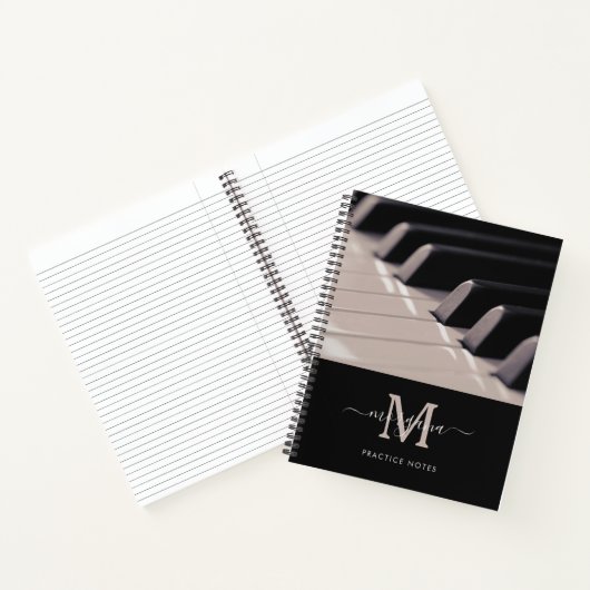 Classy Music Practice Piano Keys Monogram Notitieboek (Binnen)