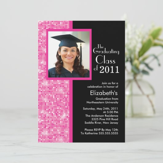 Classy Pink & Black Afstuderen Invitation Foto Kaart (Staand voorkant)