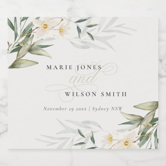 Classy Rustic White Greenery Floral Bunch Wedding Bier Etiket (Enkel label)