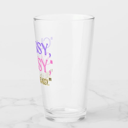 "Classy, sassy, en een beetje stout." Glas (Links)