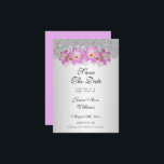 Classy Silver en Belladonna Lilies 18th Birthday Save The Date<br><div class="desc">Een mooi en stijlvol feest op Birthday om de datum voor vrouwen te redden. Dit voorbeeld is al 18 jaar ontwikkeld, maar is geschikt voor elke leeftijd. Een glamoureus ontwerp met een zilveren glitter en een gradiëntachtergrond met een zilveren lint om de twee beelden van elkaar te scheiden, boven het...</div>