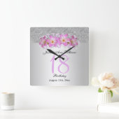 Classy Silver en Belladonna Lilies 18th Birthday   Vierkante Klok (Huis)