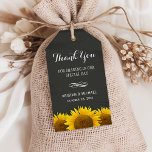 Classy Sunflower Chalkboard Weddenschap Hartelijk  Cadeaulabel<br><div class="desc">==================== OVER DIT ONTWERP ====================== de Zonnebloemen van de Kassy Zonnekbord Bieden Dank u de Sjabloon van het Label van de Gift. (1) Alle tekststijl, kleuren, grootte kunnen worden gewijzigd om aan uw behoeften te voldoen. (2) Als je objecten op maat of op maat moet maken, kun je contact met...</div>