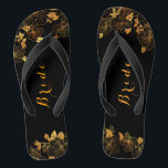 Classy Wedding Bride Luxury Black & Gold Foliage Teenslippers<br><div class="desc">Deze lompelijke bruinbruidjes en goudbladerjes teenslippers zijn een luxueus zwart en goudpalet, met een verbluffend gouden bloeipatroon en een moderne typografie tegen een zwarte achtergrond, zonder elegantie en verfijning. Uitzicht het collectie op deze pagina om overeenkomende objecten te vinden. ♥ deze met je gegevens aanpassen. Als u de lettertypestijl, kleur...</div>