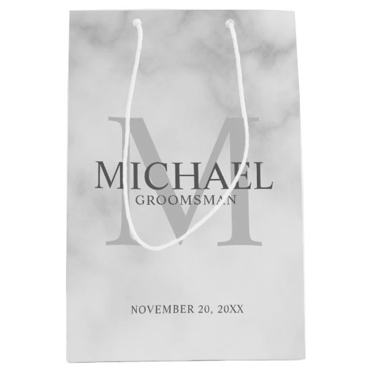 Classy White Marble Personalized Groomsmen Medium Cadeauzakje (Voorkant)