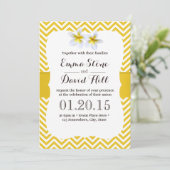 Classy Yellow Chevron Plumeria Wedding Kaart (Staand voorkant)