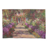 Claude Monet | A Pathway in Monet's Garden Kussensloop (Voorkant)