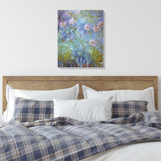 Claude Monet Agapanthus Canvas Afdruk (Insitu (Slaapkamer))