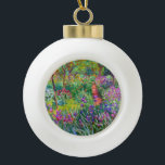 Claude Monet De Iris Garden in Giverny Keramische Bal Ornament<br><div class="desc">Een kleurrijk klassiek keramisch kaneelvormig versiermiddel met de iristuin in Giverny,  geschilderd door de Franse impressionistische schilder Claude Monet.</div>