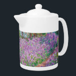 Claude Monet - De tuin van de kunstenaar in Givern Theepot<br><div class="desc">The Artists Garden at Giverny / Le Jardin de l'artiste a Giverny - Claude Monet,  1900</div>