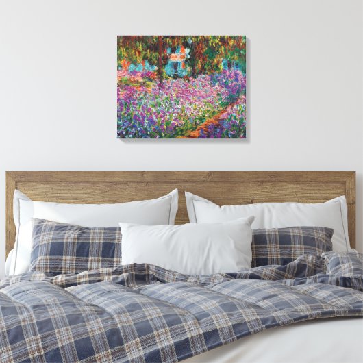 Claude Monet - Irises in Monet's Garden Fine Art Canvas Afdruk (Insitu (Slaapkamer))
