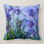 Claude Monet-Lila Irises Kussen<br><div class="desc">De lila Irises die in 1914-1917 werden gemaakt,  is een van de beroemdste schilderijen van Claude Monet.Een heerlijke werpkussen met variëteiten groen,  blauw en paars voor fans van het Impressionisme.</div>