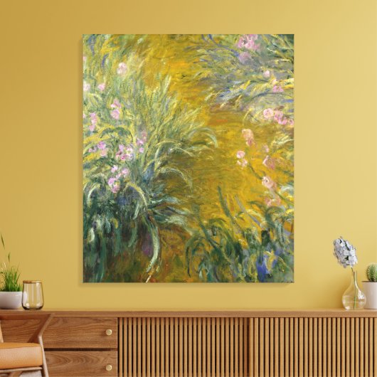Claude Monet | Pad door de Irises Canvas Afdruk (Insitu (Woonkamer))
